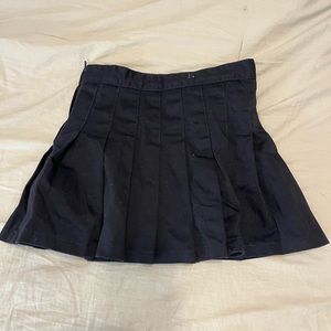 Brandy Melville pleated skirt